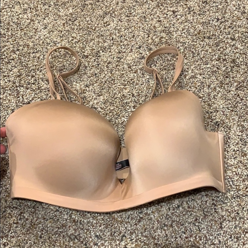 VS Nude Body by Victoria Wireless bra 36DD